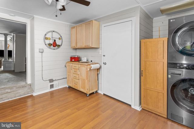 137 2ND ST, Bordentown, NJ 08505