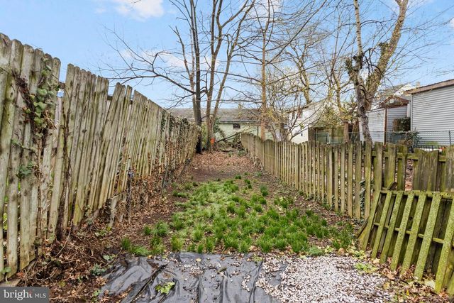 137 2ND ST, Bordentown, NJ 08505