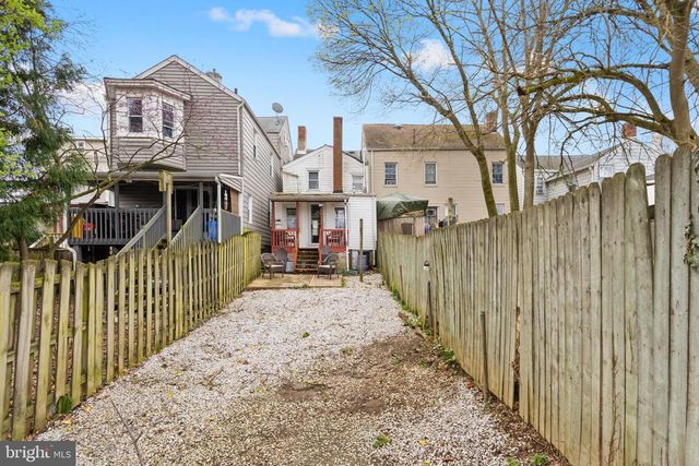 137 2ND ST, Bordentown, NJ 08505