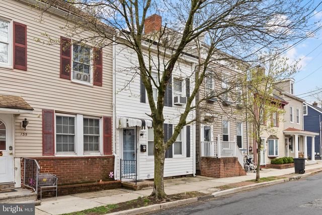 137 2ND ST, Bordentown, NJ 08505
