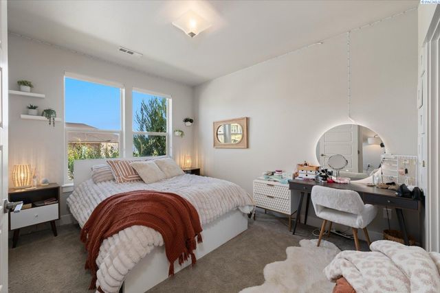 2629 W 44th Place, Kennewick, WA 99337