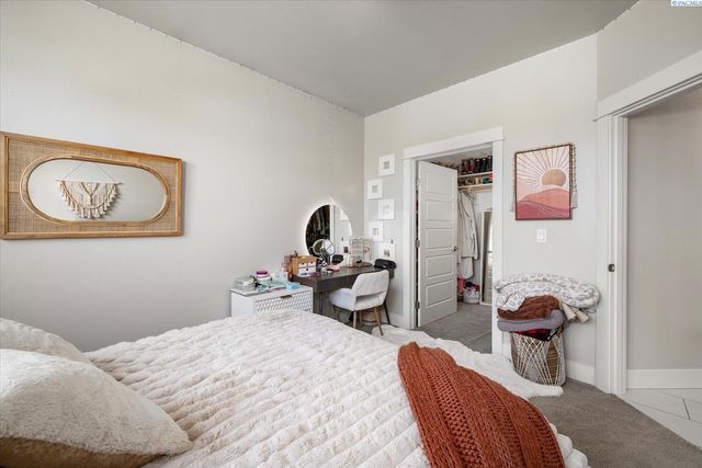 2629 W 44th Place, Kennewick, WA 99337