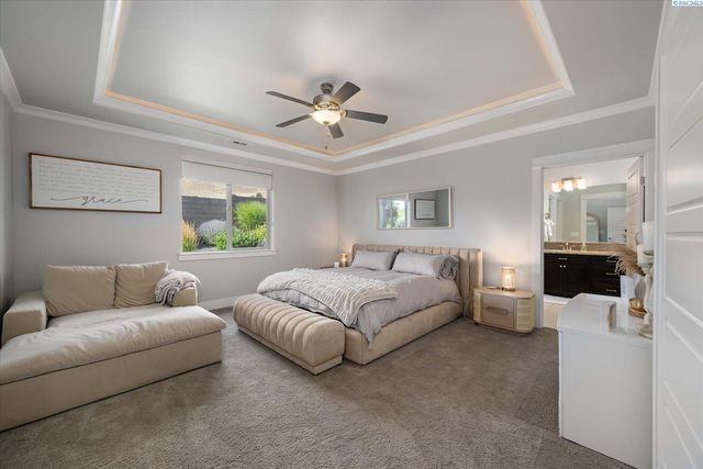 2629 W 44th Place, Kennewick, WA 99337