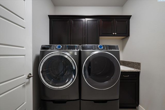 2629 W 44th Place, Kennewick, WA 99337