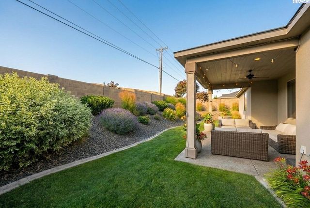 2629 W 44th Place, Kennewick, WA 99337