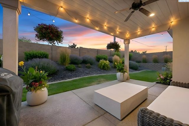 2629 W 44th Place, Kennewick, WA 99337