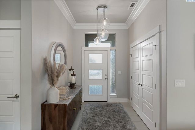 2629 W 44th Place, Kennewick, WA 99337