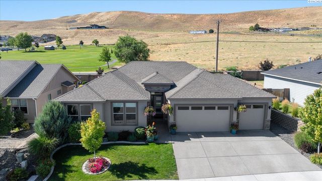 2629 W 44th Place, Kennewick, WA 99337