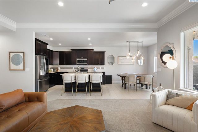 2629 W 44th Place, Kennewick, WA 99337