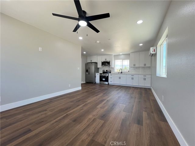 9506 East Avenue T-14, Littlerock, CA 93543