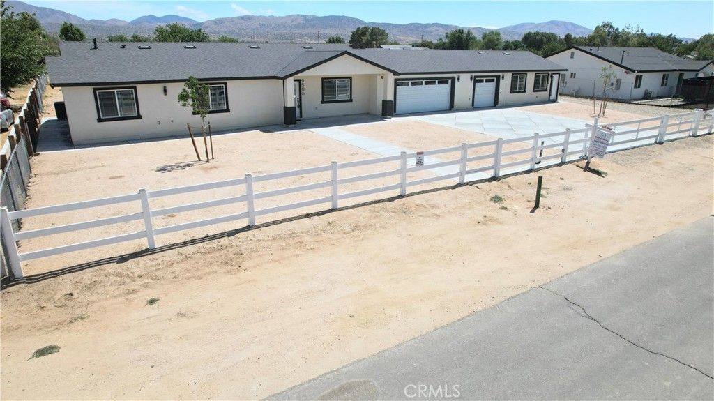 Image 2 of property listing at 9506 East Avenue T-14, Littlerock, CA 93543