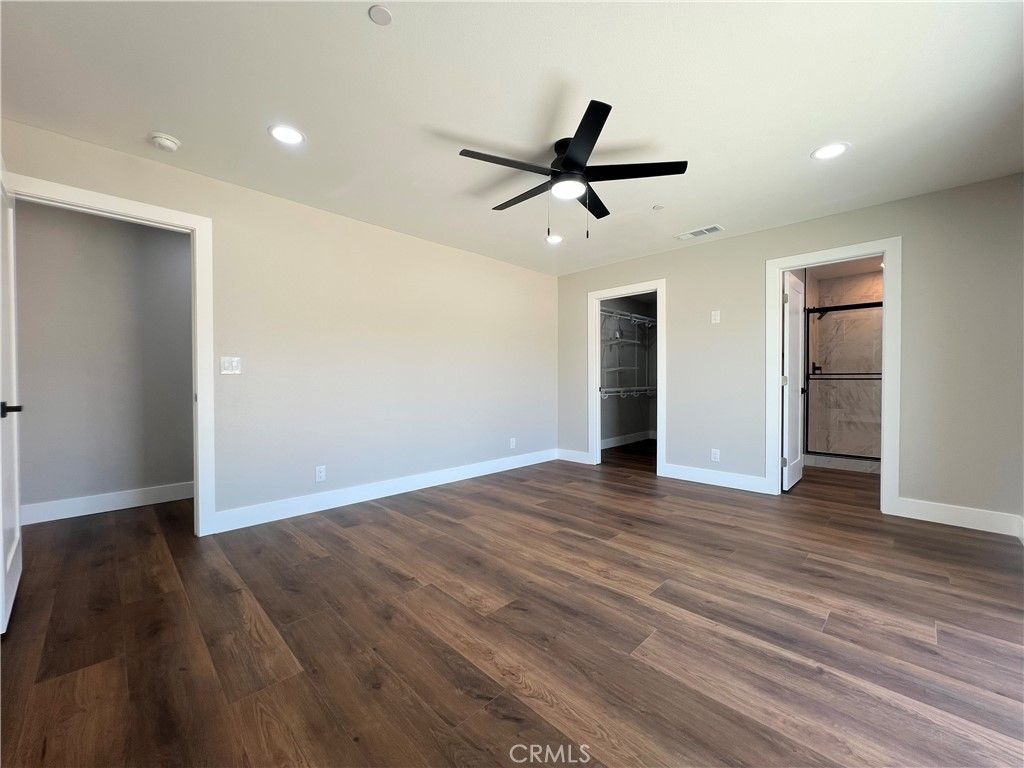 Image 32 of property listing at 9506 East Avenue T-14, Littlerock, CA 93543
