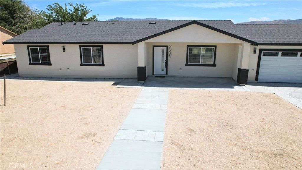 Image 5 of property listing at 9506 East Avenue T-14, Littlerock, CA 93543