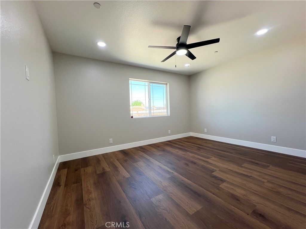 Image 50 of property listing at 9506 East Avenue T-14, Littlerock, CA 93543