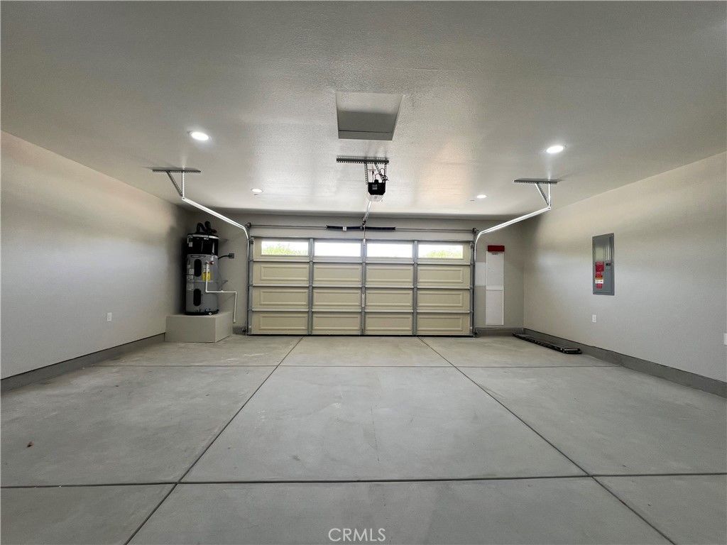 Image 56 of property listing at 9506 East Avenue T-14, Littlerock, CA 93543