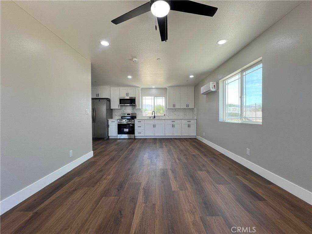 Image 62 of property listing at 9506 East Avenue T-14, Littlerock, CA 93543