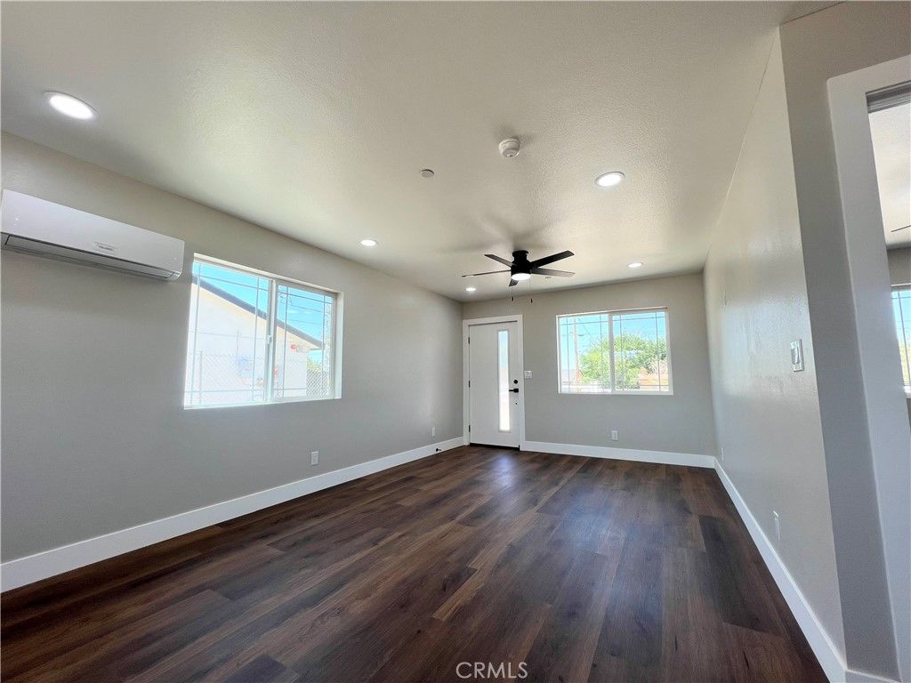 Image 64 of property listing at 9506 East Avenue T-14, Littlerock, CA 93543