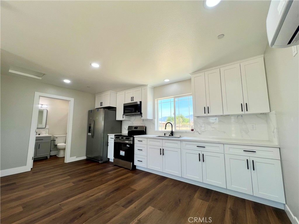 Image 66 of property listing at 9506 East Avenue T-14, Littlerock, CA 93543