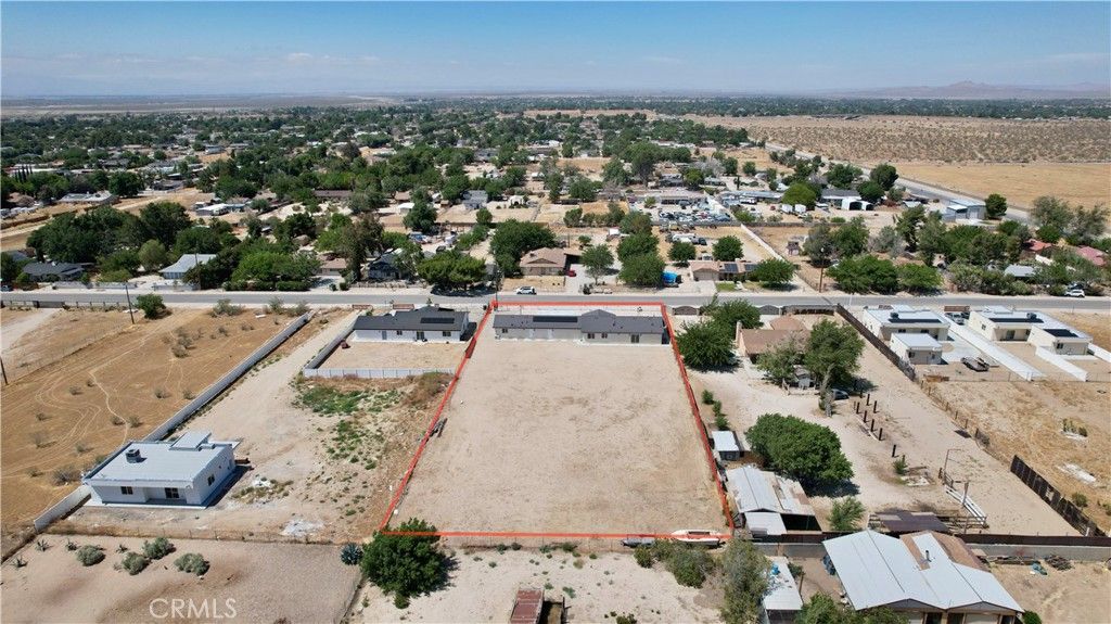 Image 9 of property listing at 9506 East Avenue T-14, Littlerock, CA 93543
