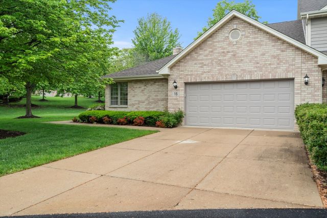 16 Pine Needles Drive, Lemont, IL 60439