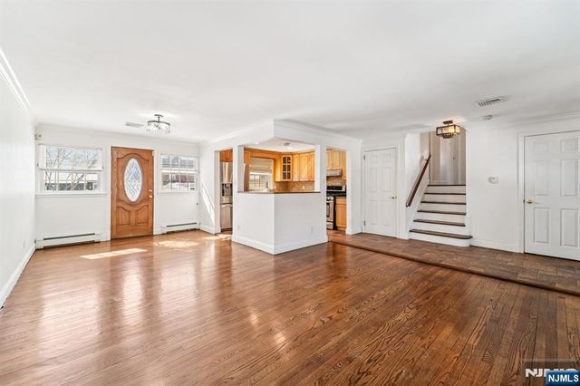 204 Pierron Street, Northvale, NJ 07647