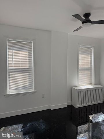 323 CHESTNUT ST, Camden, NJ 08103
