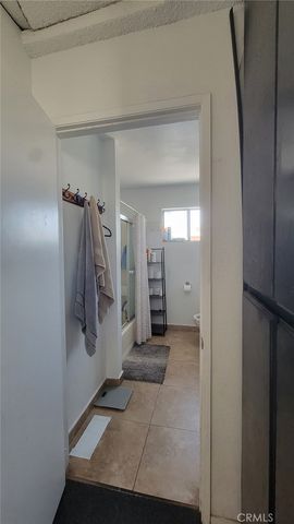 9306 Parmelee Avenue, Los Angeles, CA 90002