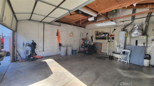 9306 Parmelee Avenue, Los Angeles, CA 90002