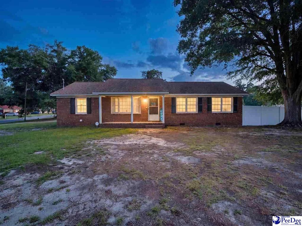 2105 Eaton Circle, Florence, SC 29501