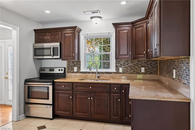 504 Tetra CT, Hampton, VA 23669