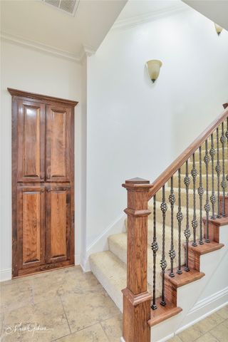 605 Bitter Pecan Drive, Bossier City, LA 71111