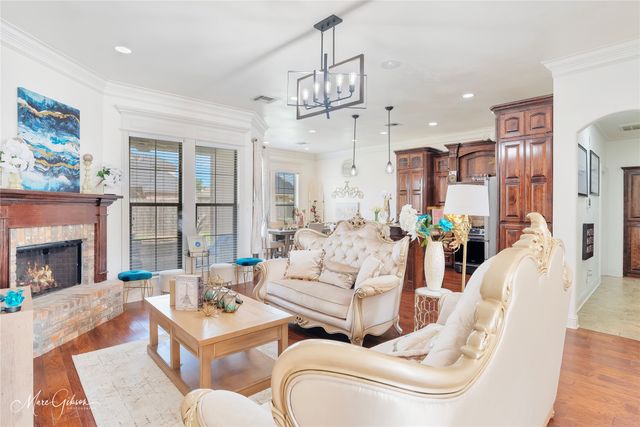 605 Bitter Pecan Drive, Bossier City, LA 71111