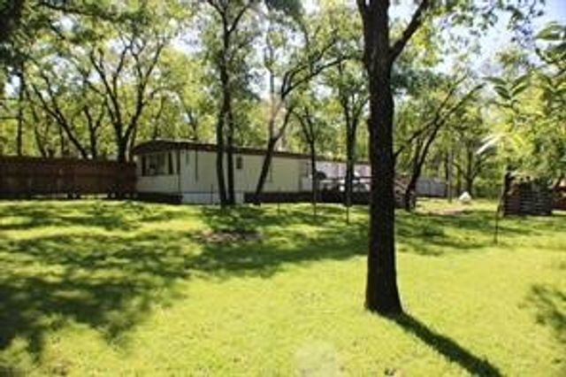 500 Oakwood Drive, Bartonville, TX 76226