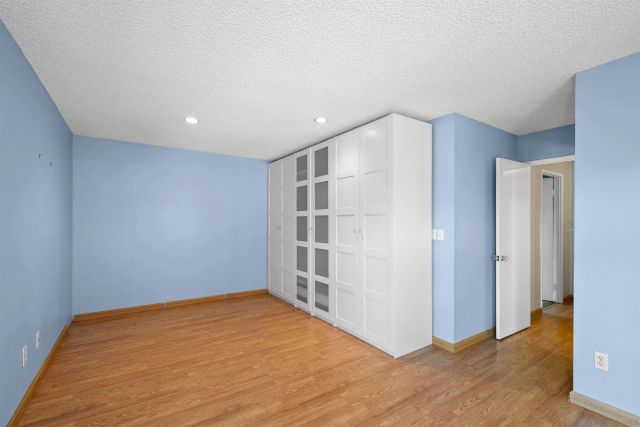 6690 Gullstrand St, San Diego, CA 92122