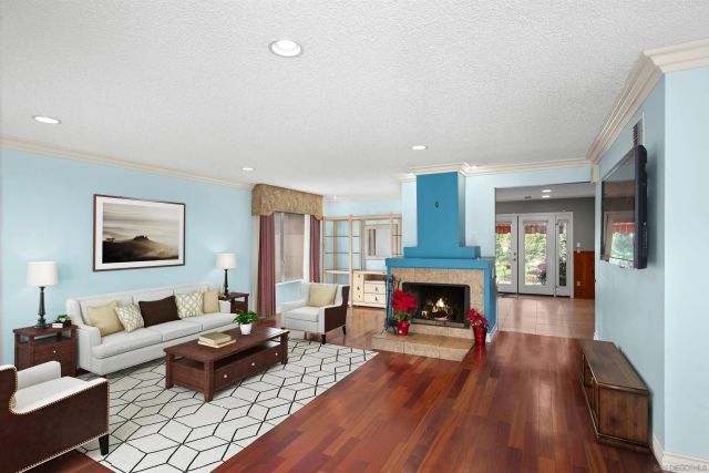 6690 Gullstrand St, San Diego, CA 92122