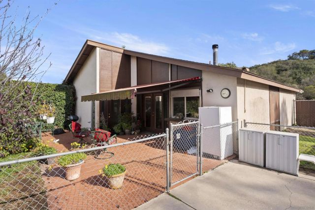 6690 Gullstrand St, San Diego, CA 92122