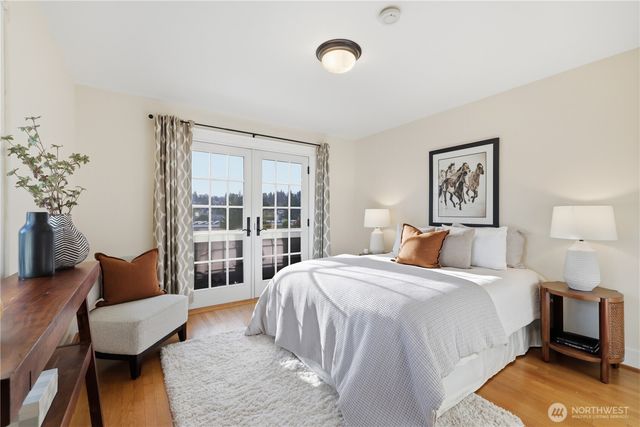 2536 31st Avenue W, Seattle, WA 98199