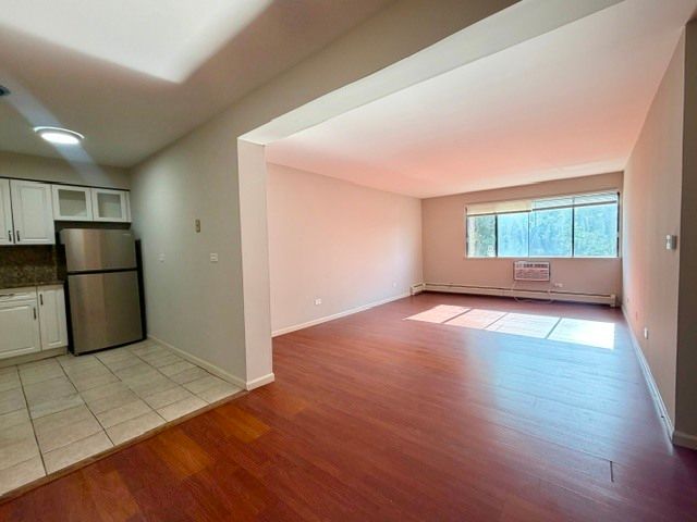 5348 N Cumberland Avenue 300, Chicago, IL 60656