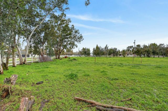 14130 Sargent Ave, Galt, CA 95632