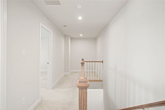 216 Dana Dr, Ohio Twp, PA 15143