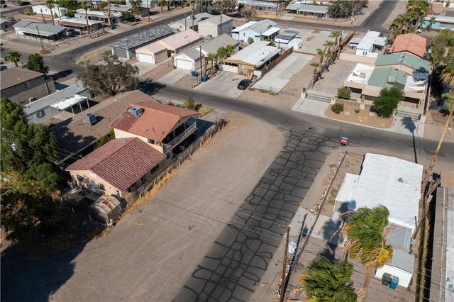 2167 Oswood Lane, Bullhead City, AZ 86442