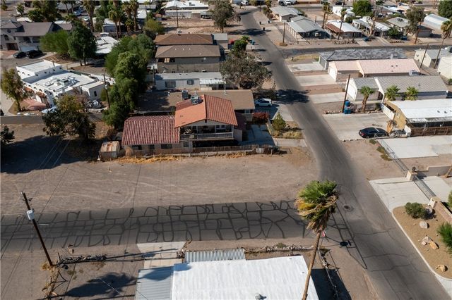 2167 Oswood Lane, Bullhead City, AZ 86442