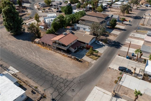 2167 Oswood Lane, Bullhead City, AZ 86442