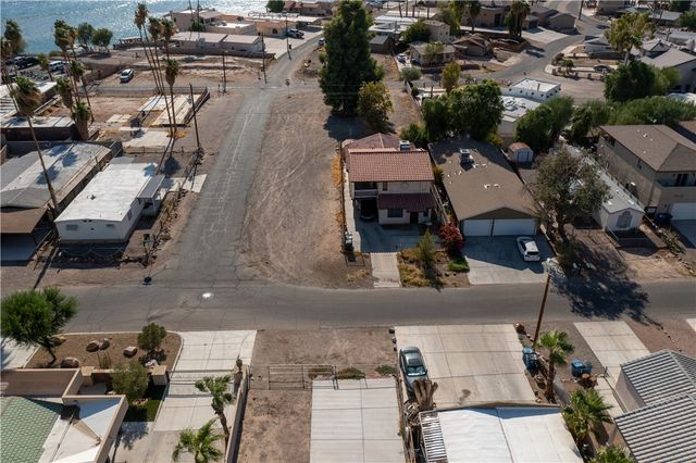 2167 Oswood Lane, Bullhead City, AZ 86442