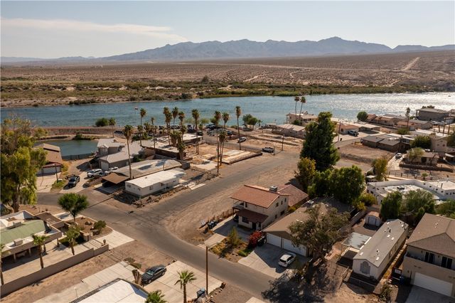 2167 Oswood Lane, Bullhead City, AZ 86442