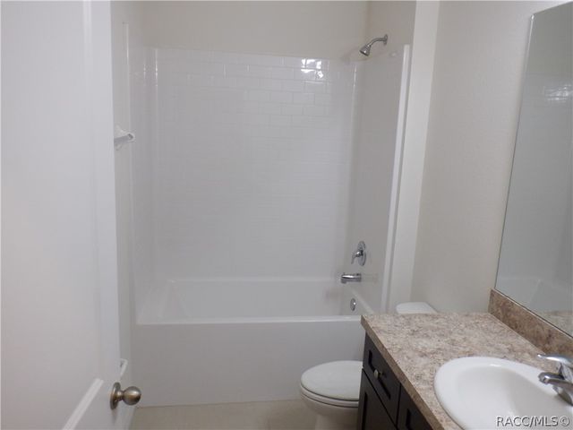 350 W Runyon Loop, Beverly Hills, FL 34465