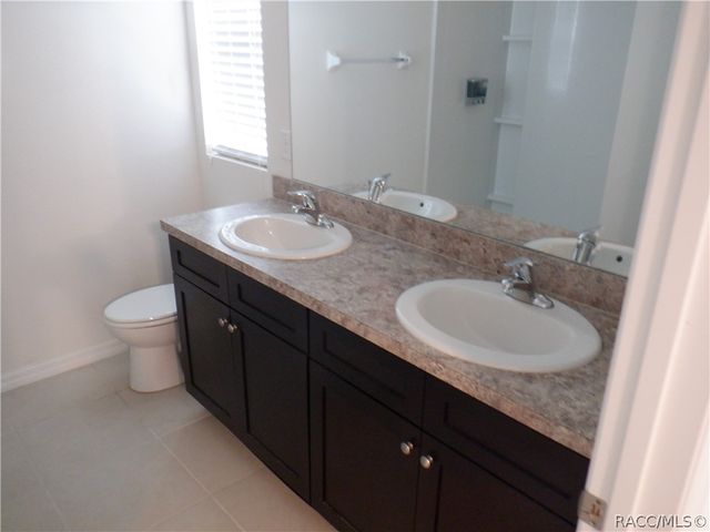 350 W Runyon Loop, Beverly Hills, FL 34465