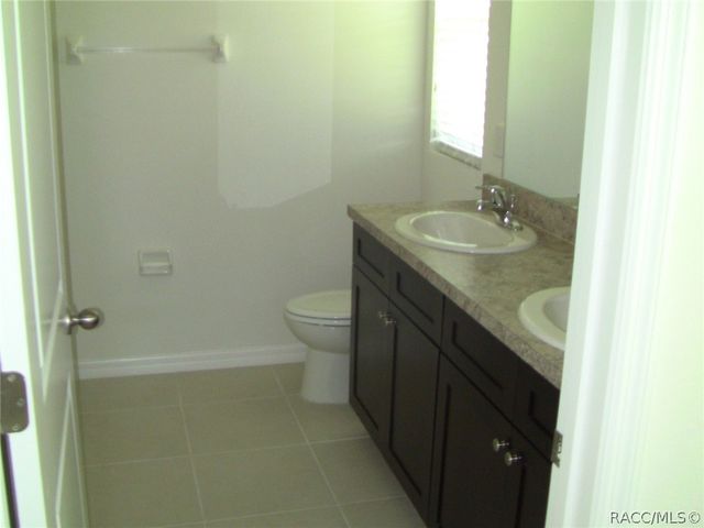 350 W Runyon Loop, Beverly Hills, FL 34465