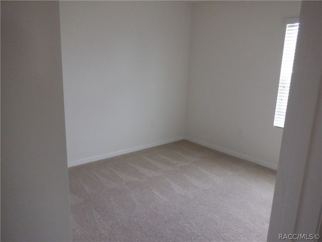 350 W Runyon Loop, Beverly Hills, FL 34465