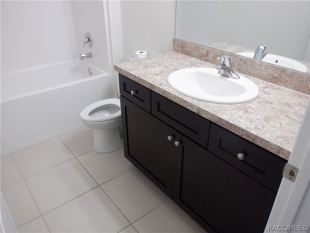 350 W Runyon Loop, Beverly Hills, FL 34465